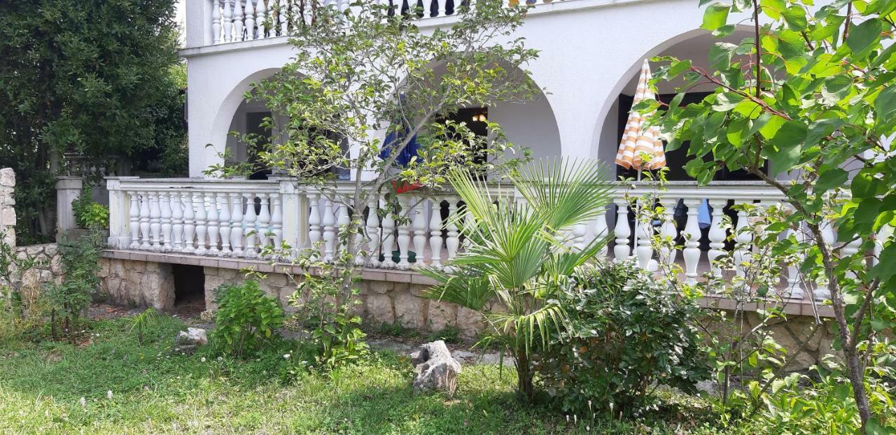 Apartments Rendulic Malinska Ngoại thất bức ảnh